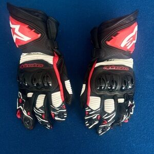 Alpinestars Black and Red Racing Gloves Medium Size
